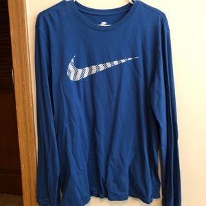 boys nike long sleeve
